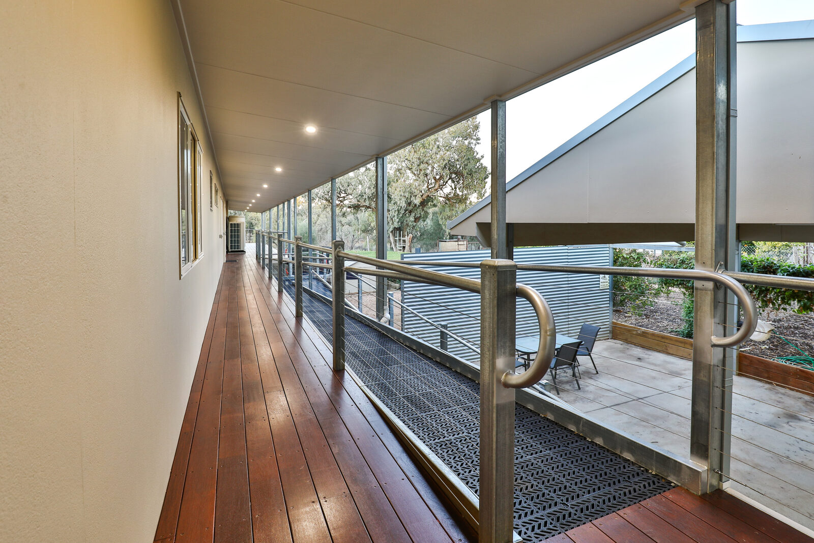 Billabong Road — photo 9